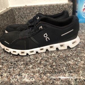 On Running Men's Black and White Athletic Shoes